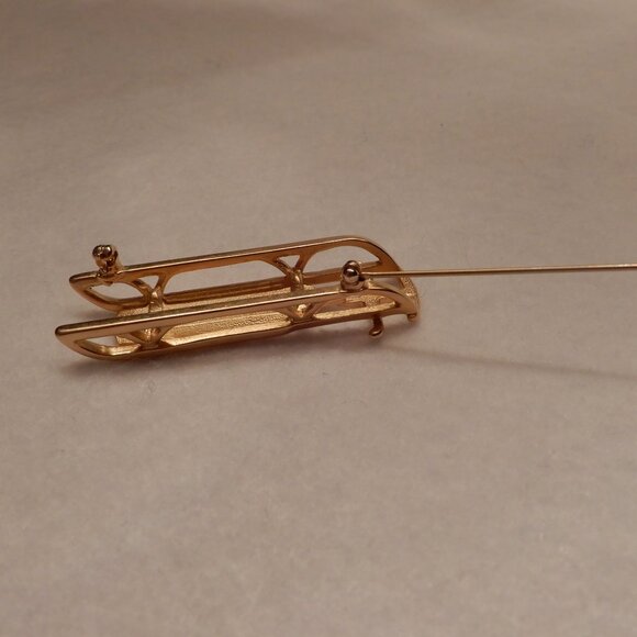 Vintage Carolee Sled Brooch - Picture 2 of 4